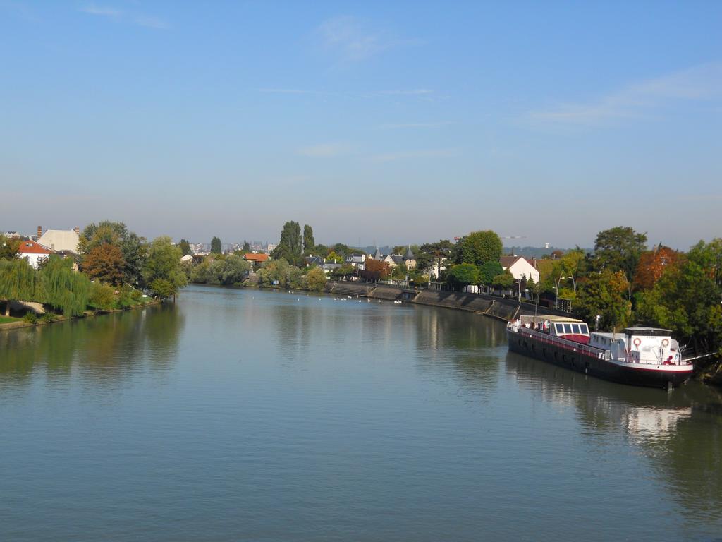 Chambre Avec Jardin Pierre Curie Bry-sur-Marne Rum bild