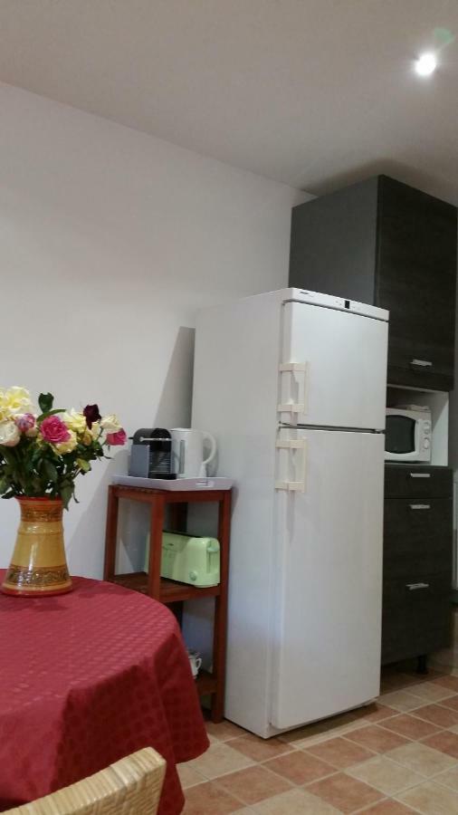 Chambre Avec Jardin Pierre Curie Bry-sur-Marne Exteriör bild